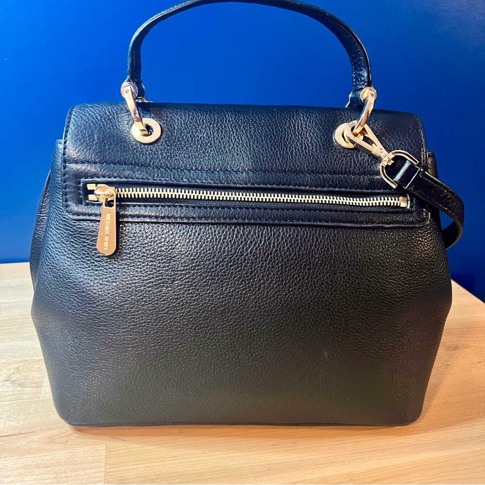 Michael Kors Black Pebble Leather Emery Purse with Turn Lock 🔐 👛 - Picture 9 of 12